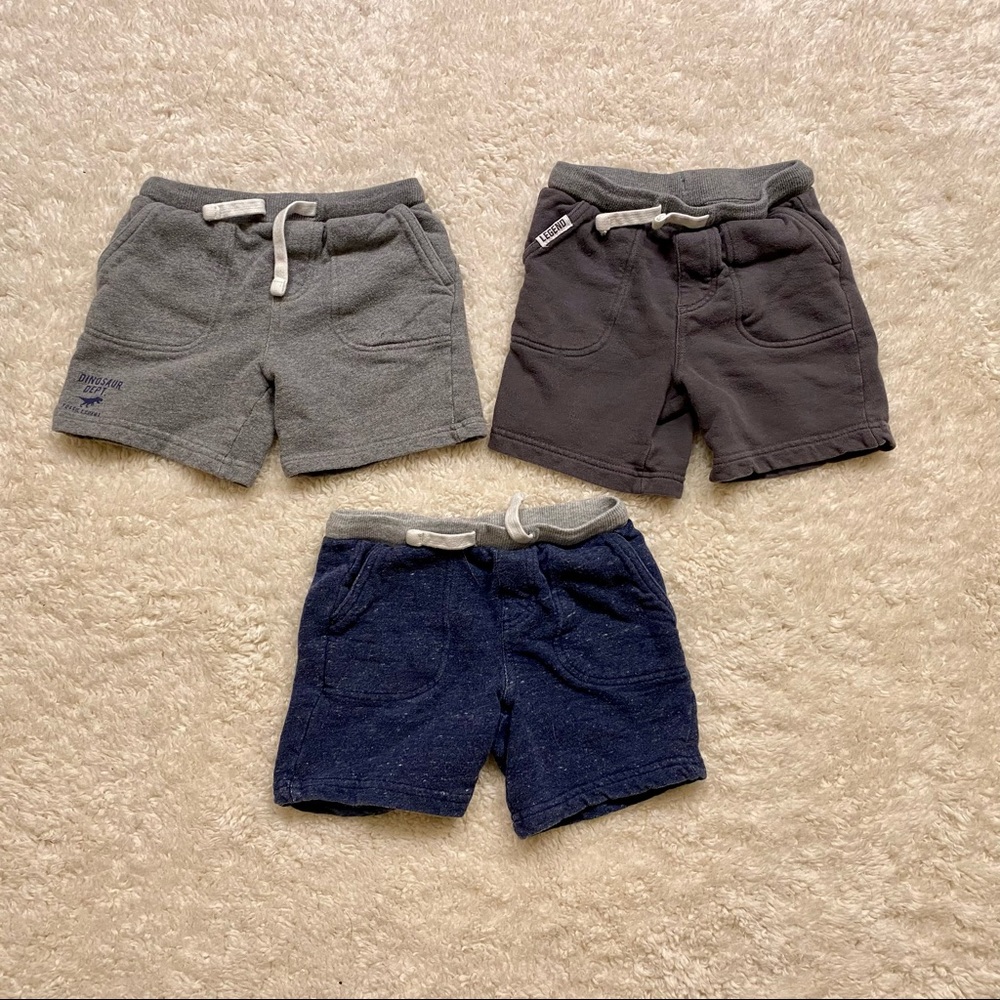 3 pairs 3T shorts